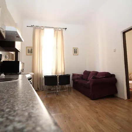Residence Praha Aparthotel Daire 3*