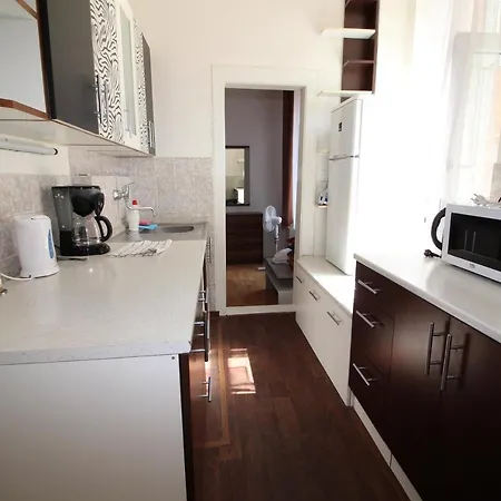 Residence Praha Aparthotel Daire Prag
