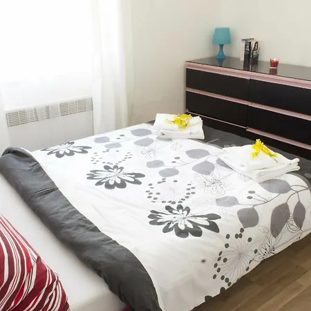 Residence Praha Aparthotel براغ
